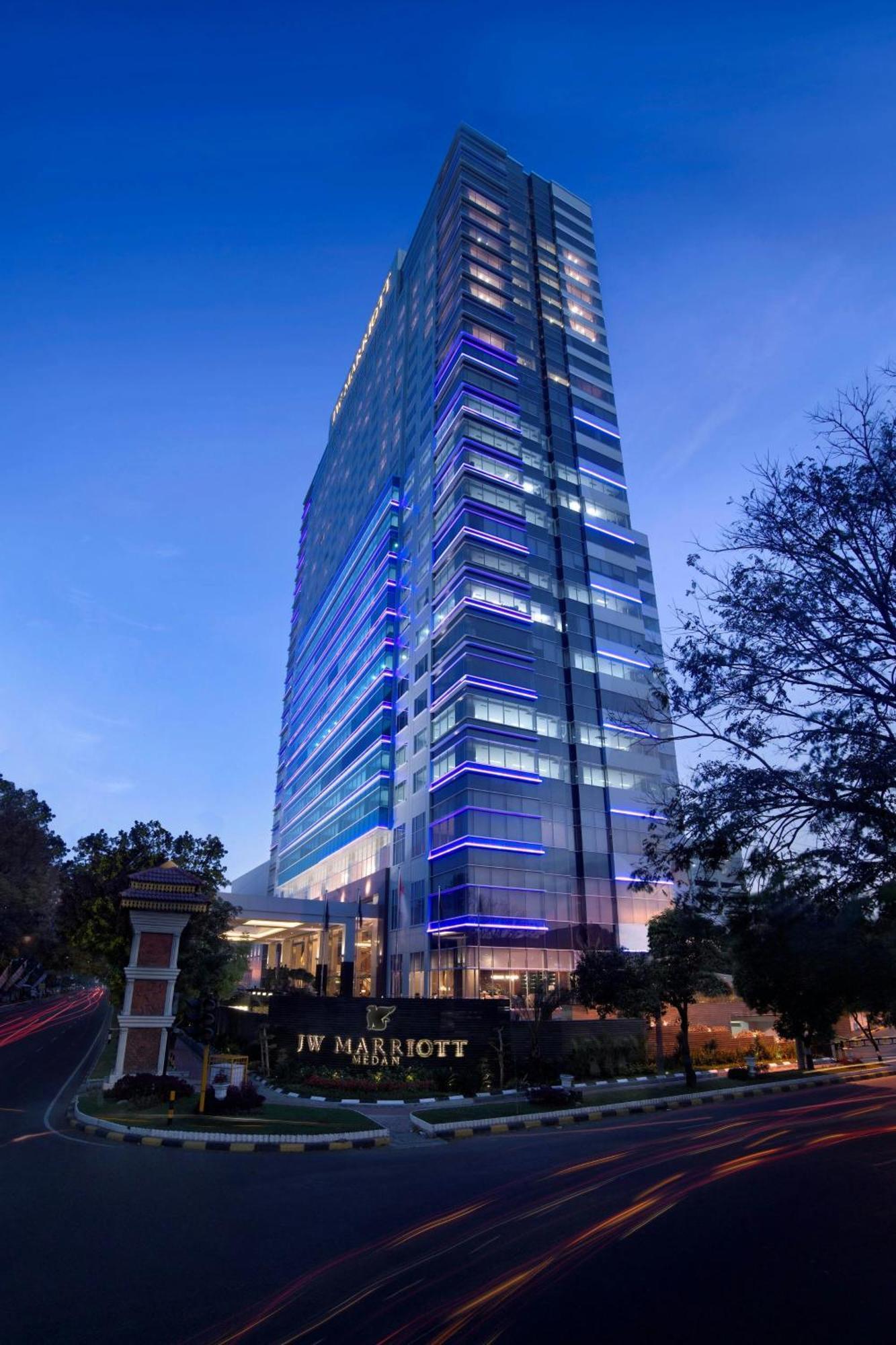 Jw Marriott Hotel Medan Exterior photo